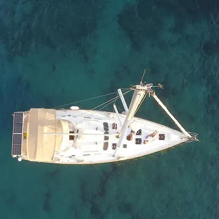 Úszó hotel Sailboat In Bodrum