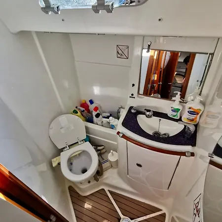 Úszó hotel Sailboat In Bodrum