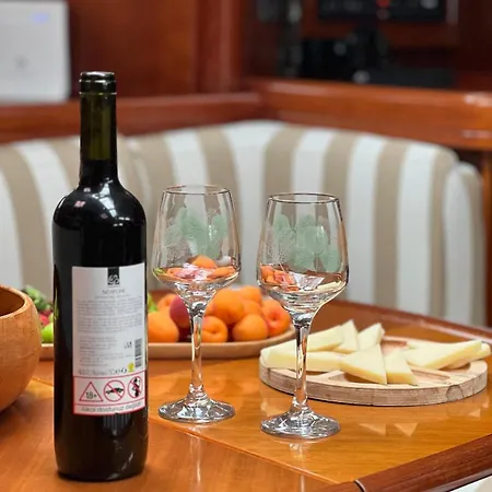 Sailboat In * Бодрум